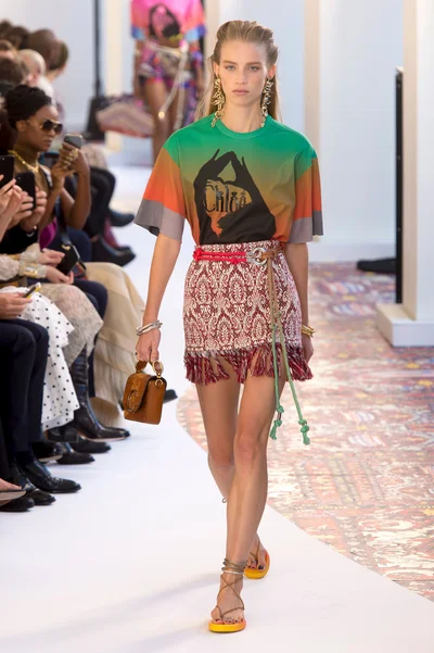 Look 10